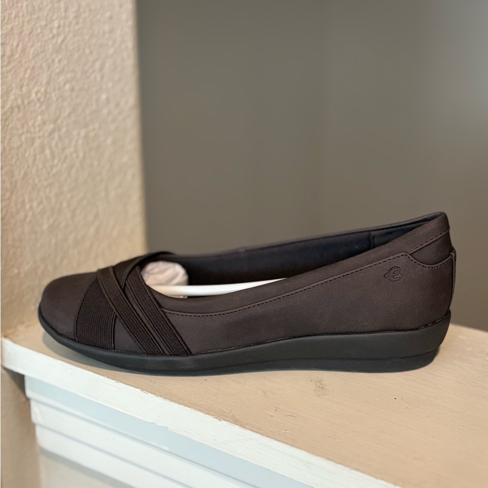 Easy Spirit Women’s Slip-on Ballet Flats Acasia Dark Brown Size 6 Wide - Picture 4 of 10